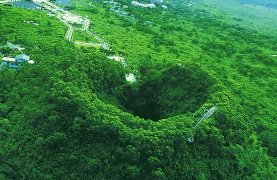 盛放的"怒火" 5大最美火山公园